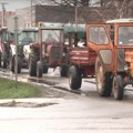 (VIDEO) Bogatić blokiran traktorima i cisternama zbog saslušanja građana oko litijuma