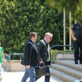 Ministar preduhitrio demonstrante: Ušao u zgradu Pokrajinske vlade pre najavljenog protestnog okupljanja (FOTO)