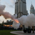 Požar u zgradi od 67 spratova: Evakuisano 3.800 ljudi FOTO/VIDEO