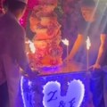 Torta na šest spratova i ogromni inicijali mladenaca: Detalji na svadbi Zorice Brunclik i Kemiša oduševili goste - voditeljka…