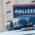 Najljutila se na muža, pa ga “proterala”