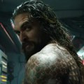 Ovo možda i ne treba da vidite Džejson Momoa obrijao bradu posle šest godina, promena je “uznemirujuća“ drage dame, spremite…
