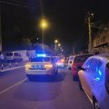 Saobraćajna nezgoda kod Silbaša u Bačkoj Palanci: Automobil udario u banderu, kablovi pali na nisko rastinje i buknuli FOTO