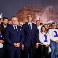 Izborni presek: Vučić prošetao Novim Sadom pred prvi skup od pada nadstrešnice, Fico na mitingu