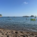 Tragedija u budvi: Ruskinja se utopila na plaži Jaz