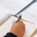 Ministarstvo prosvete uputilo dopis školama u kojima podseća na izmenu kalendara