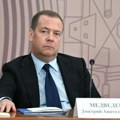 Medvedev kritizira Trumpa zbog objave o Putinu