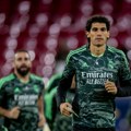 Hezus Valjeho napustio Real
