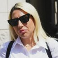 Jovanin bivši uživa sa zgodnom plavušom, neprijatno je ovo gledati nakon razlaza