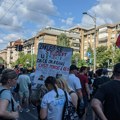 „Vučić rekao da iza protesta stoje neodređene ‘strane sile'“: Rojters o velikom studentskom skupu na Slaviji