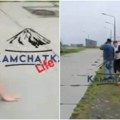 Užas na Kamčatki: Pojavili se jezivi snimci razornog zemljotresa, zemlja se trese, ljudi padaju (Video)
