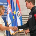Maja Gojković uručila poljoprivrednicima 623 ugovora vredna 550 miliona dinara