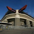 Posle 11 sati rasprave - ruši se "San Siro"
