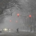 Стиже зимска олуја у региону Великих језера: Може доћи до кашњења на аеродромима и успоравања саобраћаја