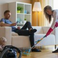 Država počela da plaća ženama za kućne poslove: Samo 16 dolara mesečno vraća dostojanstvo 118 miliona domaćica