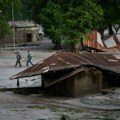 Број жртава у Непалу порастао на 579, на Тибету седам