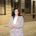 Od trošne kuće bez ograde na Kosovu do imperije od 10 miliona evra: Pevačica odrasla u siromaštvu, danas ima dvorac, a ovo je…