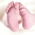 Beba „spavala“ više od dve decenije! Čudo grčkih lekara: Žena (54) na svet donela dete, čiji je embrion zamrznut pre više od…
