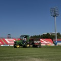 U toku sanacija terena na stadionu "Čika Dača" (VIDEO)