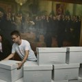 Od unapred poznatog pobednika do neizvesnih izbora: Kako protiče kampanja za 25. oktobar (VIDEO)