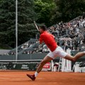 Poraz Novaka u ženevi: Pravi rolerkoster od meča i novi neubedljiv nastup Đokovića! (video)