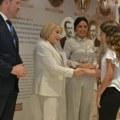 Ponosni na ambasadore znanja: Ministarka prosvete prisustvovala uručenju Vidovdanskih nagrada u Kraljevu (foto)