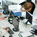Ljudi plaćaju firmama da sede u kancelariji i ne rade ništa: Novi trend se širi svetom