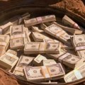 Kolumbijski farmer otkrio 600 miliona dolara zakopanih na imanju, veruje se da novac pripada Eskobaru