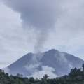 ​Indonezija: 15 miliona ljudi živi u pripravnosti od erupcije vulkana
