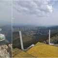 (Foto) Ključnih 16 sati za budući vidikovac na Kablaru: Desetine tona opterećenja odrediće kada će biti dostupna nova…