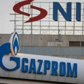 'Srpska kompanija nudi Rusima dve milijarde evra za udeo u NIS-u': Rojters