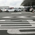 Kolaps na ulazu u Srbiju: Na Bajakovu kolona duga 10 kilometara, putnici satima čekaju na velikoj vrućini