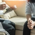 Naučnici otkrili supstancu koja može da zaustavi Parkinsonovu bolest: U namirnici koju ovih dana jedemo
