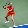 „Odj**i!“: Sabalenka izgubila finale, a onda potpuno izgubila živce!