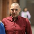 Zoran Marjanović u potpunoj ilegali nakon prebijanja: Evo šta za to vreme radi njegova 20 godina mlađa devojka