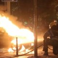 Strašan prizor u centru Beograda: Plamen guta vozilo, snimljena uznemirujuća scena! Policija i vatrogasci na licu mesta video