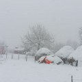 Snežna vejavica prekinula prolećno vreme u Srbiji: Nekoliko planina sneg okovao za svega par sati, a još veje
