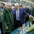 Šojgu u inspekciji: Rusija povećava proizvodnju dronova i visoko precizne municije