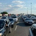 AMSS: Na graničnom prelazu Horgoš automobili se zadržavaju oko dva sata