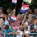 Poznato ko je hteo da zaustavi vojnu paradu u Zagrebu: Preskočili ogradu, pa legli na put kojim prolaze vozila