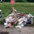 Problem u vrbaškim blokovima: Stanari se žale na tuđi otpad u njihovim kontejnerima