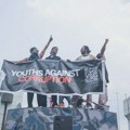 Protest u Nepalu: Supruga bivšeg premijera živa spaljena u kući koju su zapalili demonstranti