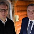 Vučić razgovarao sa Dodikom o pitanjima od značaja za budućnost srpskog naroda
