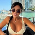 (Foto) "Maznula" pet godina starijeg bogataša, a sad na jahti Stanija pokazala luksuz u kojem uživa u Majamiju: A onda sela i…