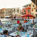 Grčka kreće u borbu protiv masovnog turizma: Poseban fokus na 5 regiona, ovo su sve promene koje donosi novi prostorni plan