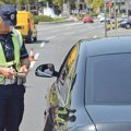 Policija na svakom ćošku! Kamere same snimaju, zbog detalja koji zaboravljamo - ostajete bez kola!