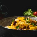 Слатки купус с јабуком, да ли бисте пробали овај рецепт?! Војвођанке је редовно убацују у шерпу, имају добар разлог: "Сече"…
