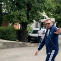 "Zamonašio se?" Sloba Vasić nakon velikih problema traži spas u crkvi, sad isplivala slika pevača u mantiji?