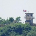Južnokorejska vojska ispalila hice upozorenja na vojnike Severne Koreje