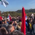 Blokirali magistralne puteve: "Ne damo Jadar" upozorio protestima (video)